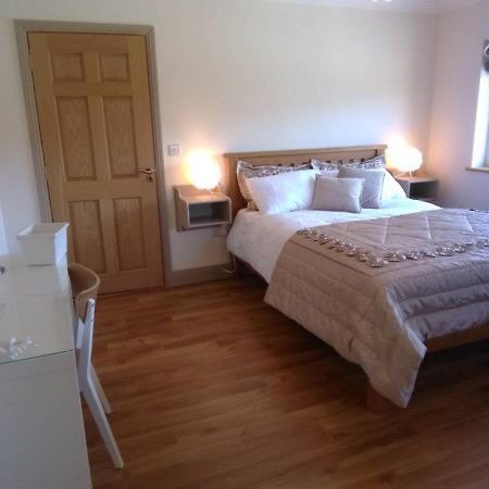 Burren Rock Farmhouse B&B Turlough  Eksteriør billede