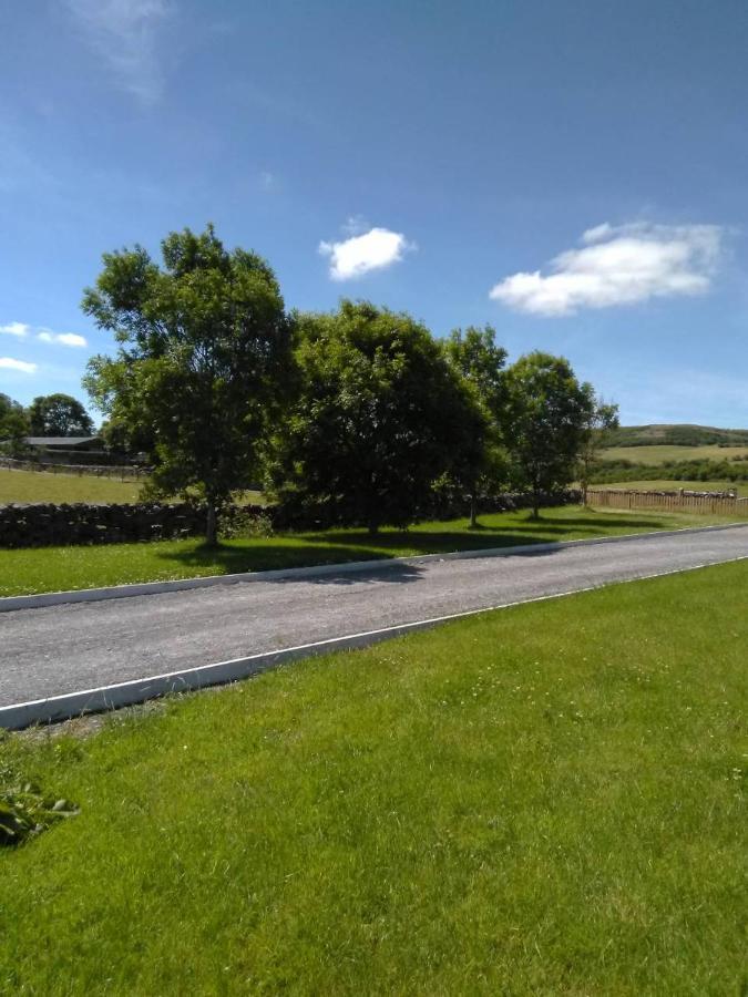 Burren Rock Farmhouse B&B Turlough  Eksteriør billede